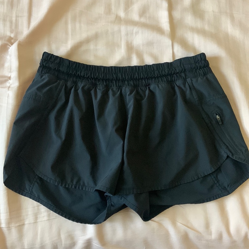 Black LuLu lemon shorts